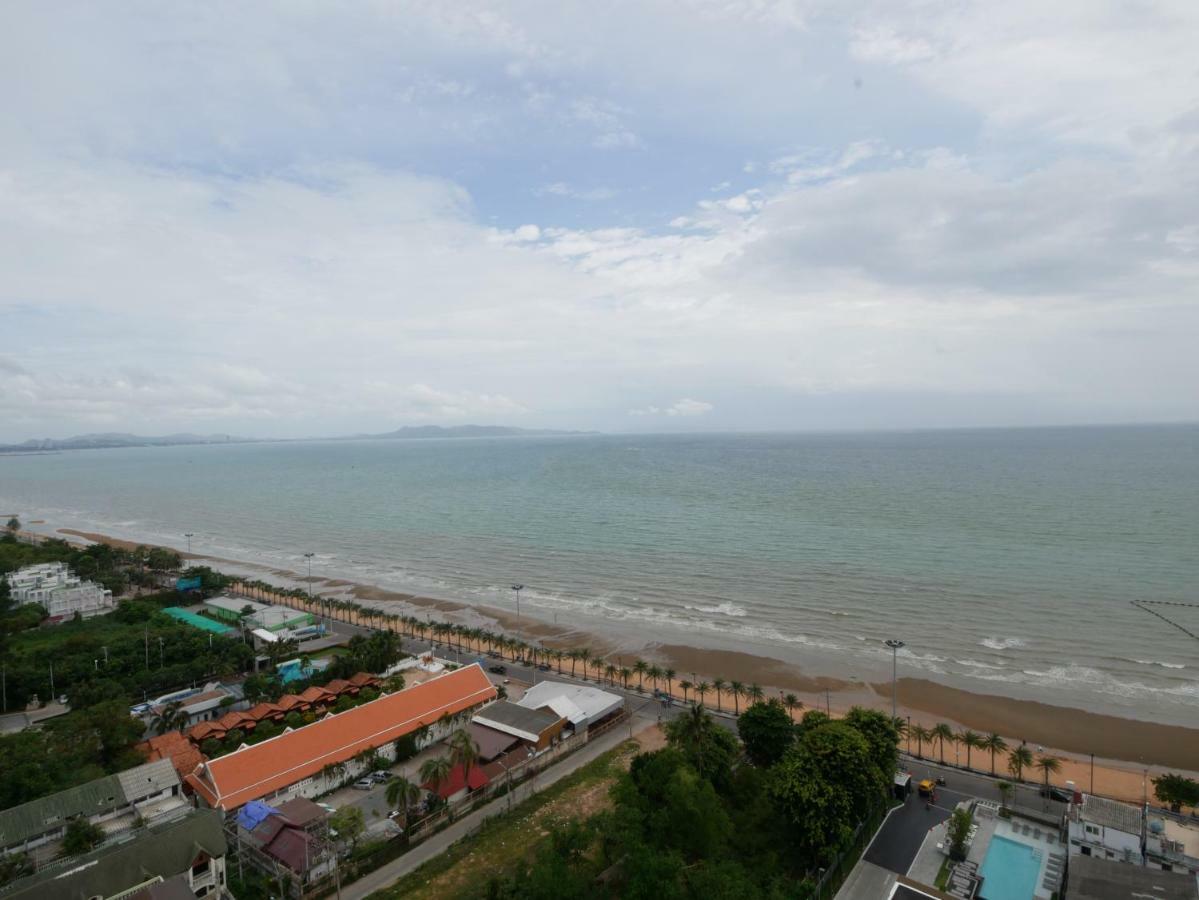 Aeras - The Ultimate Beachfront Experience Jomtien Beach Extérieur photo